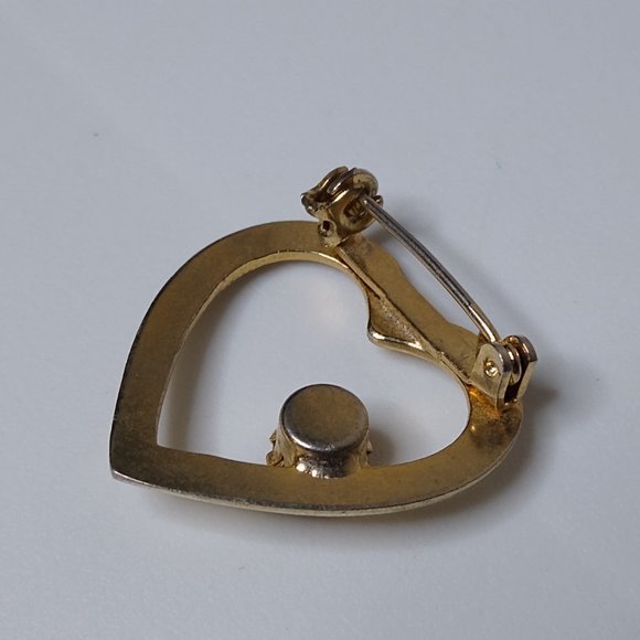 Vintage Heart Shaped Metal And Red Glass Brooch - Picture 10 of 13